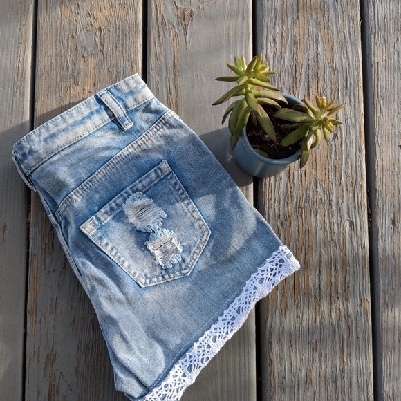 Cute Distressed Jeans - Picture 3 of 3